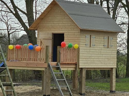 Neues Spielhaus, Mai 2026