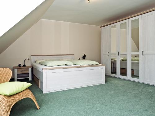 Kornhof Schlafzimmer 1