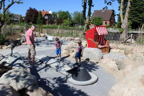 miniGOLF für unsere Gäste kostenfrei