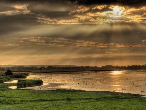 IMG_9839_40_41_tonemapped enhancer painterly