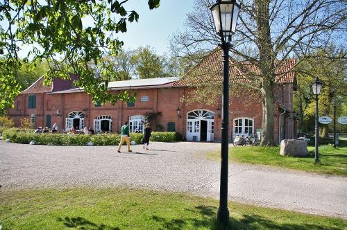 Café zum Ziegelhof und Holsteiner Hofladen