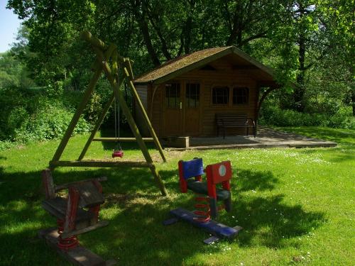 Garten mit Spielmöglichkeit