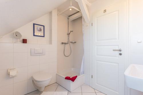 friederikehegner_2019_ferienwohnung-fotoservice.de_ferienhofkhlerfehmarn_fewo1_web-42