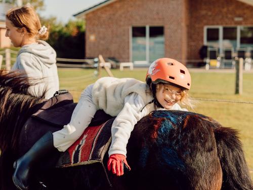 Ponyreiten mal anders Ponyreiten mal anders