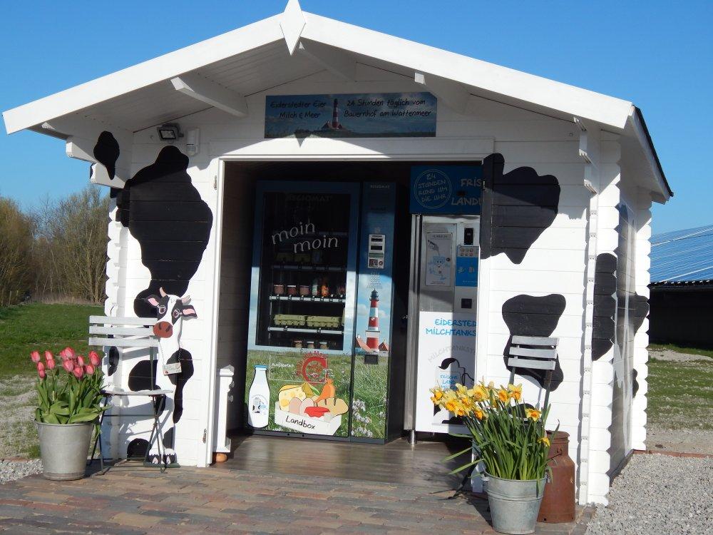 Milchtankstelle mit Regiomat