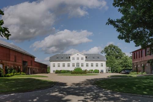 Dreiseitenhof