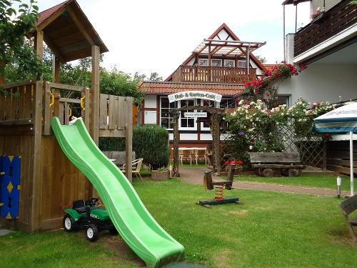 Spielplatz im Garten