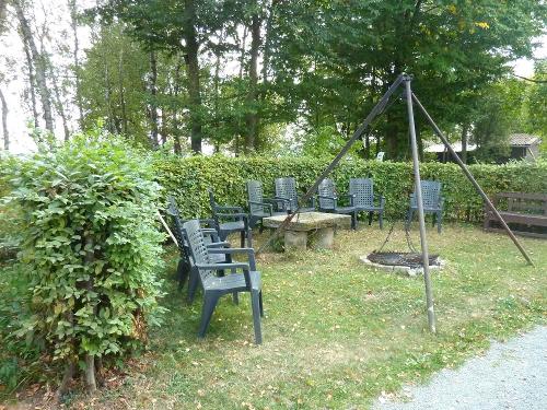 Grill- und Feuerstele auf dem Winhof Altes