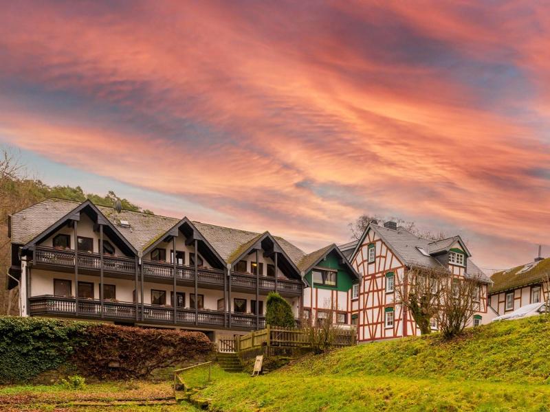 Baunhöller-Mühle im Sonnenuntergang