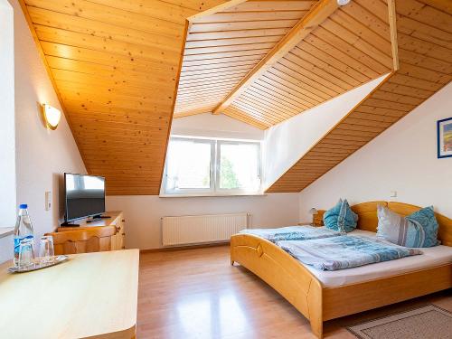 Doppelzimmer im Weingut Breidscheid in Ingelheim