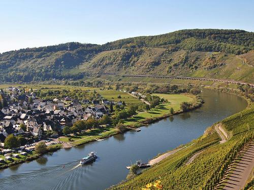 Moselschleife & Viadukt Pünderich