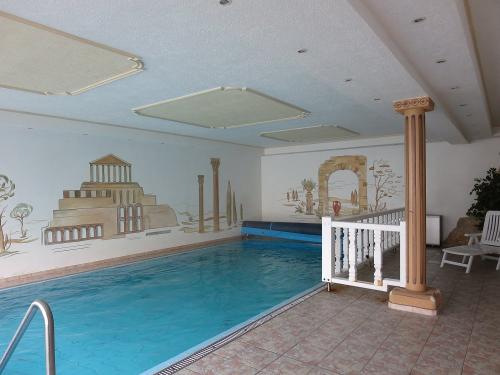 Innenpool für die Gäste