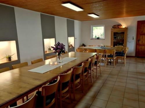 Probierstube im Weingut Ferres