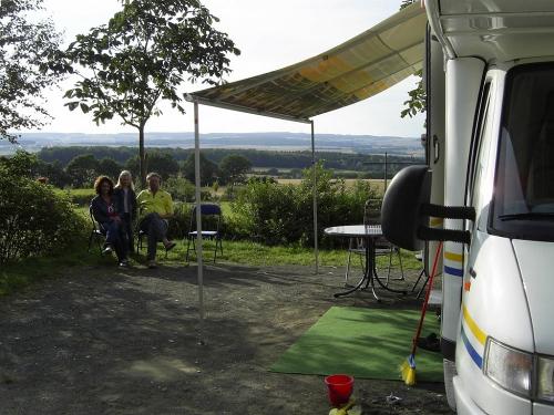 Caravanplatz mit Blick über den Vorderhunsrück