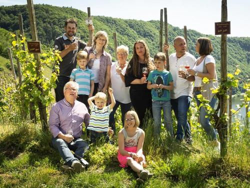 Ihre Gastgeber vom Matthiashof Ihre Gastgeber vom Matthiashof