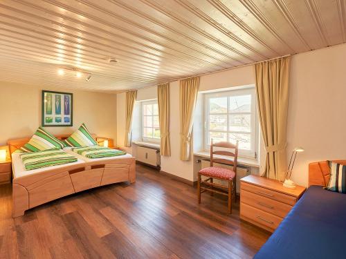 Fewo Grauburgunder: Schlafzimmer Fewo Grauburgunder: Schlafzimmer