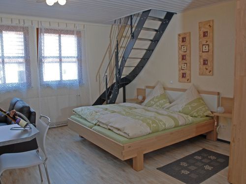 Burgunderwohnung Bett Burgunderwohnung Bett