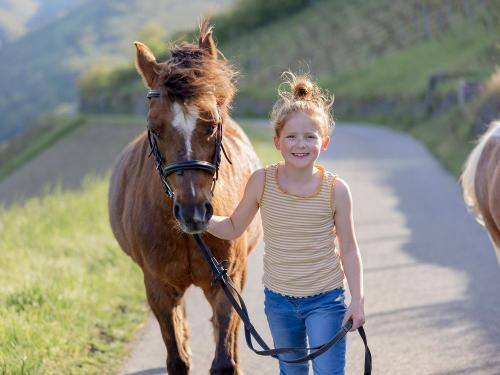 Hof-Hardthöhe-Frida_Mona2 Hof-Hardthöhe-Frida_Mona2