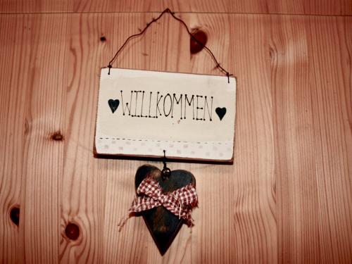 Paffi Hof Pics 2011 - 17 Paffi Hof Pics 2011 - 17