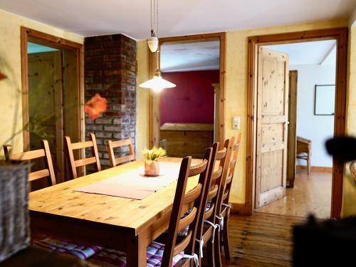 In der Stube ist s gemütlich In der Stube ist s gemütlich