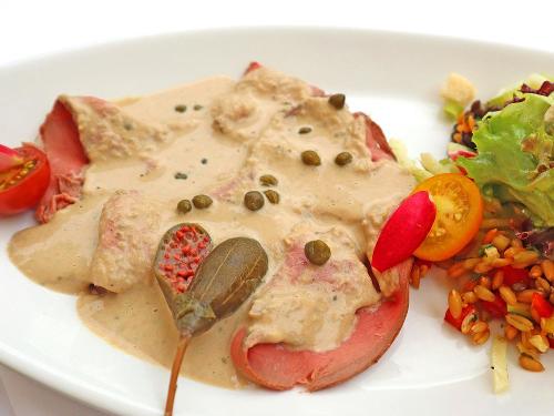 Vitello Tonnato vom Reh im Tacheles Landrestaurant