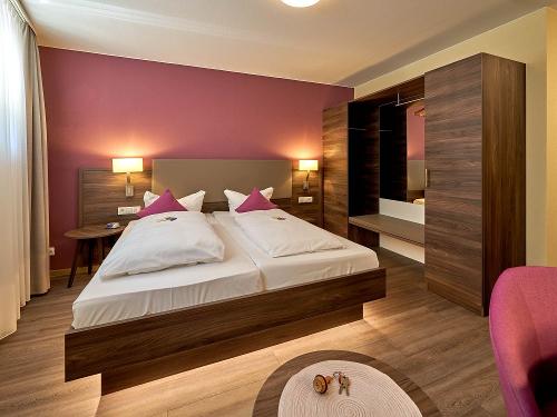 Doppelzimmer mit Dusche und WC