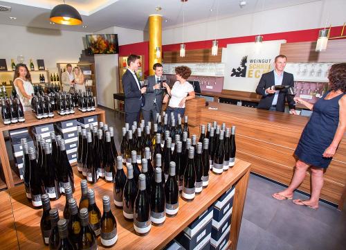 Vinothek im Vinotel Weingut Schreieck