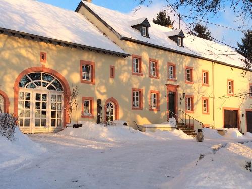 Ferienhof Weires in der verschneiten Südeifel