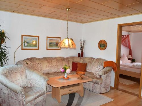 Wohnzimmer Ferienwohnung Bergblick