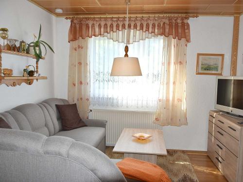 Wohnzimmer Ferienwohnung Gartenblick
