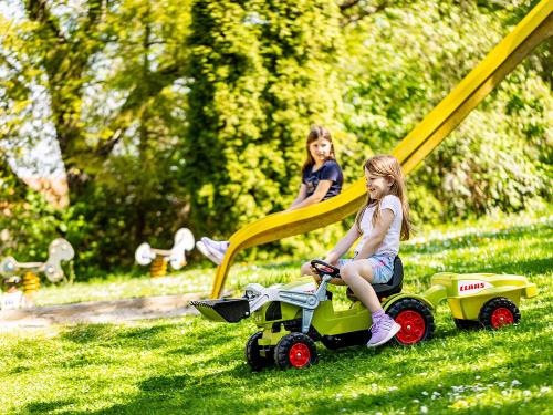 Kinder auf dem Spielplatz