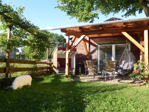 Ferienhaus mit Zugang zum Garten