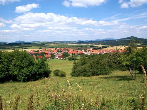 Blick auf Spahl in der Rhön