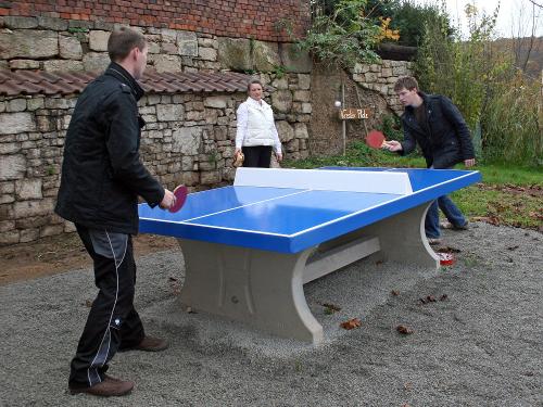 Tischtennisplatte