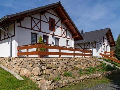 Ferienhäuser im Trannröder Heidegarten