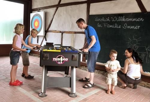 Tischfußball, Bogenschießen