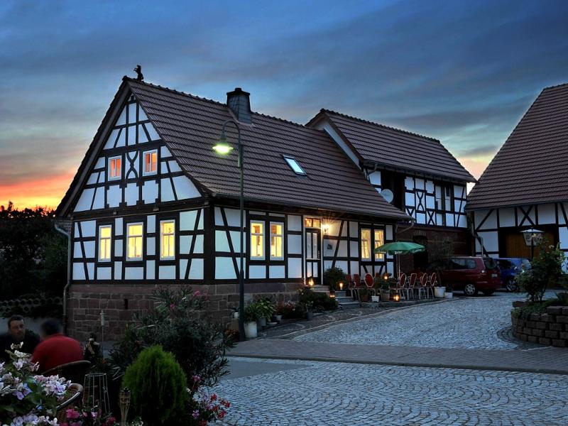 Ferienhaus in der Abenddämmerung Ferienhaus in der Abenddämmerung
