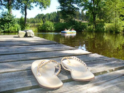Unser Teich mit Bootssteg