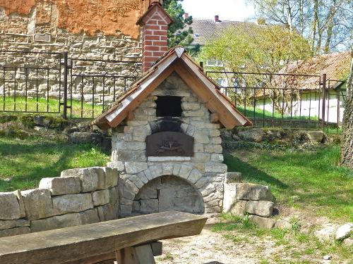 Holzbackofen