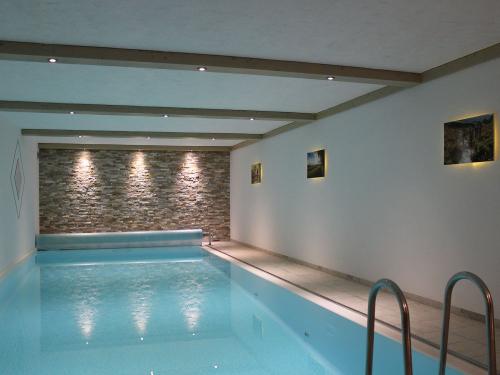 Hallenbad_Wellness 1