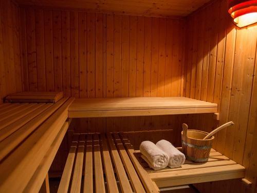 Hallenbad_Wellness 3