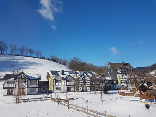 der Hof im Winterkleid