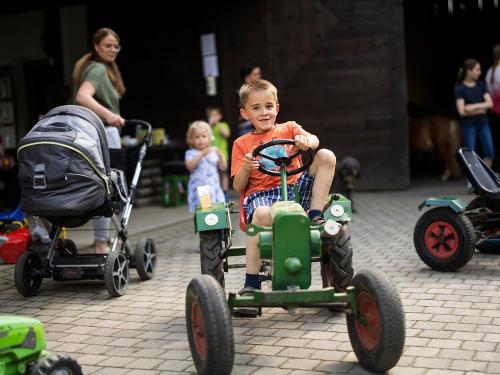 Kettcar fahren