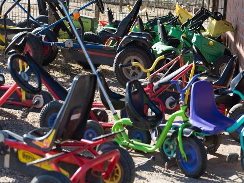 Kinderfahrzeuge