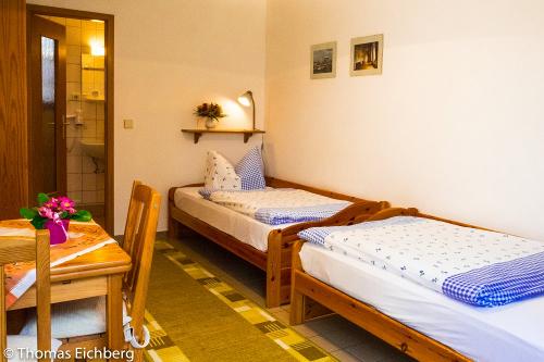 2-Bettzimmer im Grünen