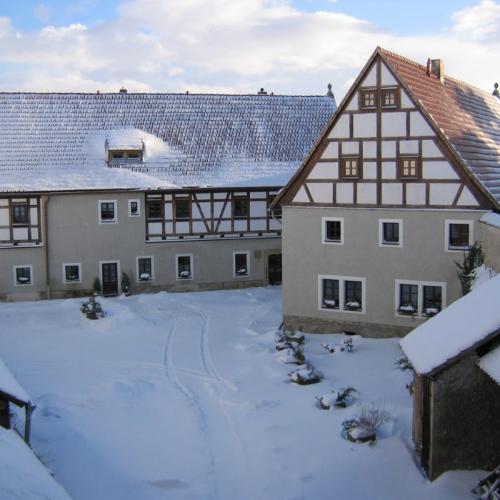 Winterimpressionen - Unser Hof mit Schnee verzaubert