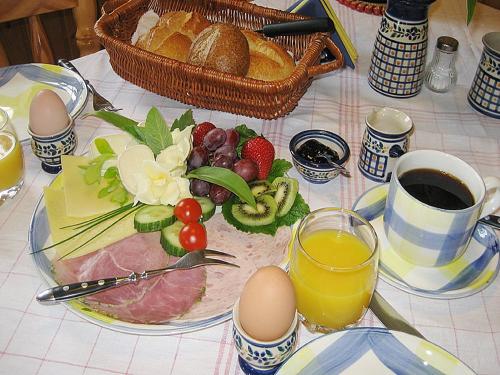 Früstück