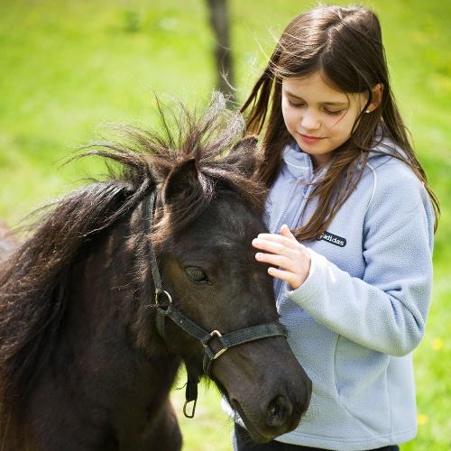 Kind mit Pony