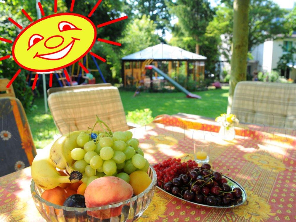 Frühstück im Garten