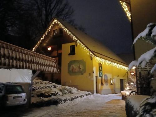 Hofansicht im Winter